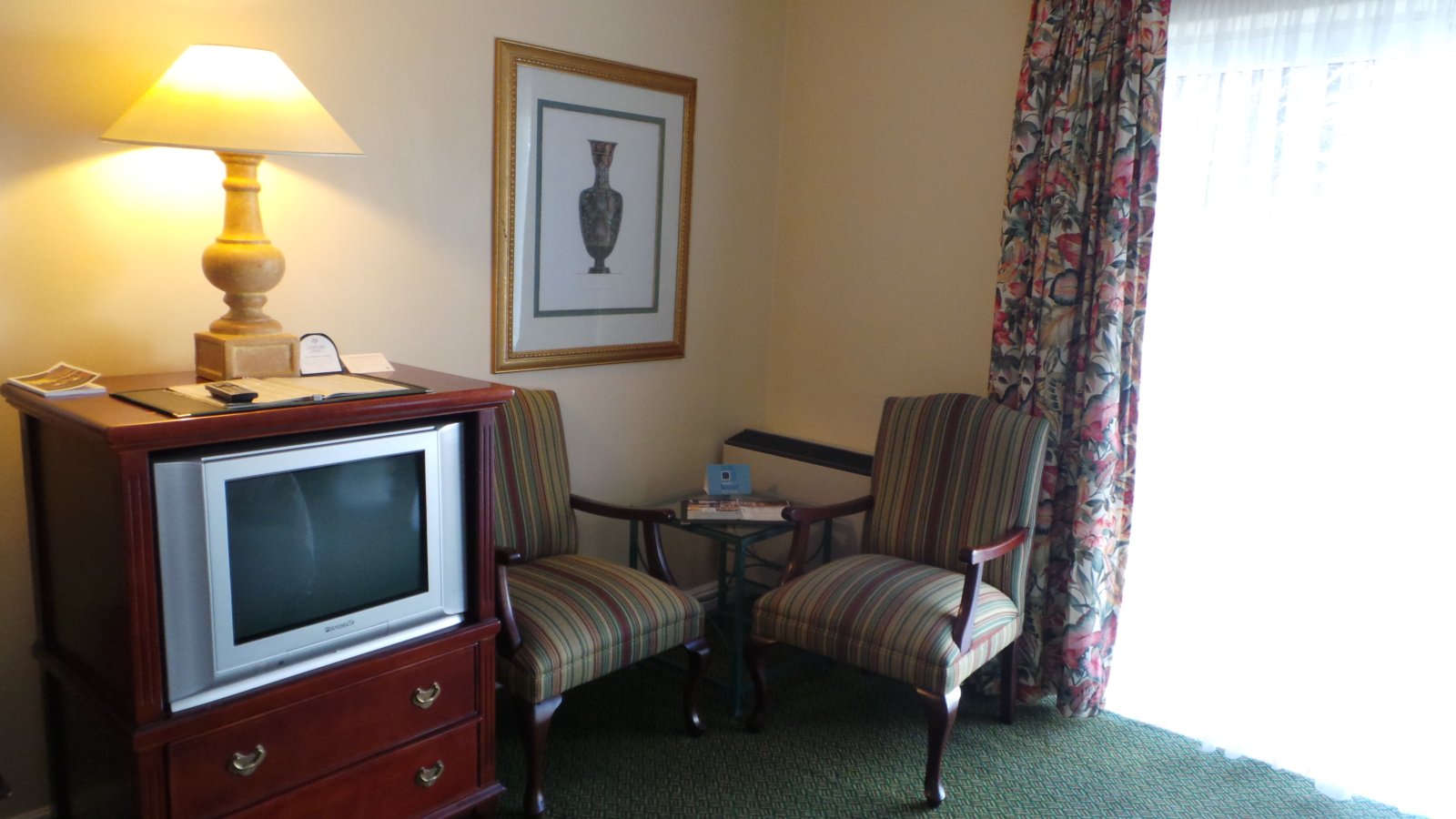 Courtyard Hotel02